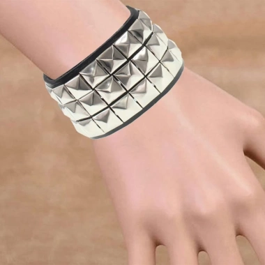 Vòng tay punk da JOY đinh tán vuông – Giá ưu đãi 30.018₫, phong cách cá tính 6