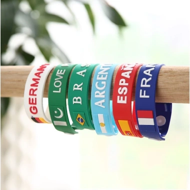 Vòng tay Quốc kỳ Qatar BS1 - Dây đeo cổ tay Quạt bóng đá Lưu niệm, Quà tặng nhỏ, Giá ưu đãi 57.200₫