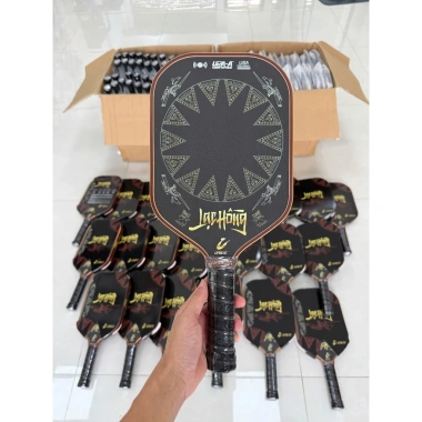 Vợt Pickleball Upbeat Lạc Hồng Họa Tiết Trống Đồng, Mặt Full Carbon - Nhẹ Bền - Thiết Kế Nổi Bật - Hiệu Suất Cao 2