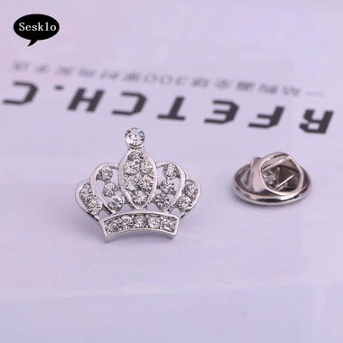 Vương miện kim cương giả thời trang cho áo sơ mi nữ và áo khoác cổ - Giá 49.500 VND