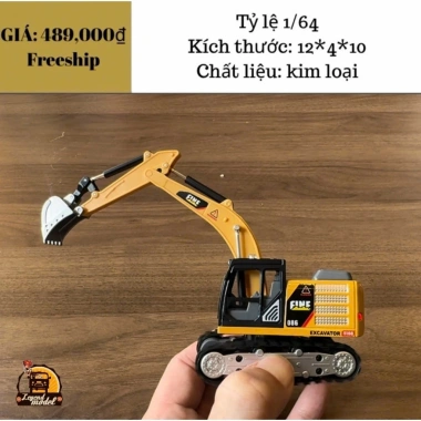 Xe đồ chơi mini điều khiển xa 1/64 kim loại, pin sạc - Dành cho bố và con, giá 385k