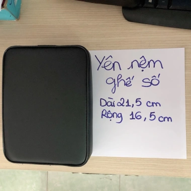 Yên nệm đen và ốc đôn số Phụ kiện lắp đặt nhanh, giá chỉ 16.800₫, giảm giá mạnh