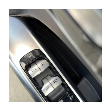 YYCZXe Tay Hộp Bảo Quản, Cửa Hộp và Khay Phụ Kiện Mercedes C Class W206 2.022-2.023 – Giá ưu đãi 444.400₫ 5 YYCZXe Tay Hộp Bảo Quản, Cửa Hộp và Khay Phụ Kiện Mercedes C Class W206 2.022-2.023 – Giá ưu đãi 444.400₫ 5