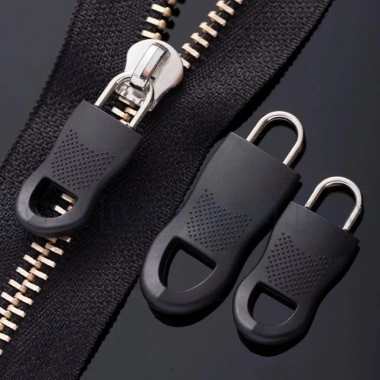 [10 Cái] Móc Khóa Zip Nhựa Tháo Rời Balo, Túi Xách, Vali, Áo Khoác, Quần - Giá 8.5k 4