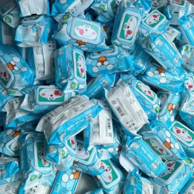 10 Gói Thùng Khăn ướt gấu TT MART 625g - Nhiều màu, có mùi, Giá siêu tiết kiệm 120.000đ 2 10 Gói Thùng Khăn ướt gấu TT MART 625g - Nhiều màu, có mùi, Giá siêu tiết kiệm 120.000đ 2