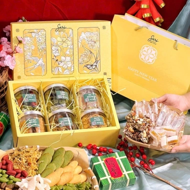 10 Hộp Quà Tết Kim Xuân Cao Cấp - Màu Vàng - Hạt, Mứt, Bánh Kẹo, Hũ PET 205k 2 10 Hộp Quà Tết Kim Xuân Cao Cấp - Màu Vàng - Hạt, Mứt, Bánh Kẹo, Hũ PET 205k 2