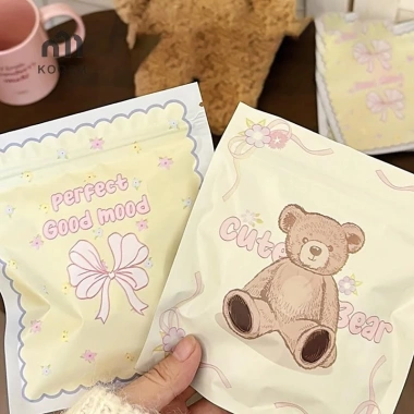 10 Túi Đựng Kẹo Hoạt Hình Tự Niêm Phong – Túi Quà May Mắn, Búp Bê Ăn Nhẹ, Giá 31.680₫ 2