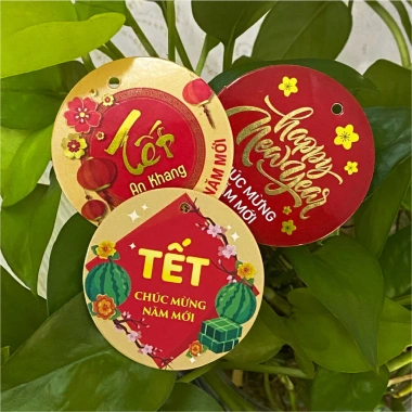 100 Thẻ Treo METALIZE Tết 5cm Lấp Lánh Chúc Mừng Năm Mới 1 mặt in - Giá 49k