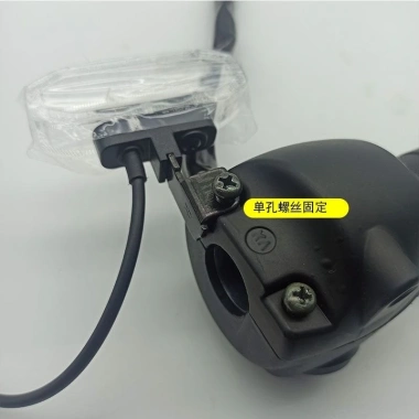 2 Đèn LED 12V Acrylic Trong Suốt Chống Nước Tín Hiệu Xoay Mũi Tên Vàng - Giảm Giá