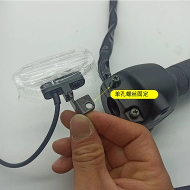 2 Đèn LED 12V Acrylic Trong Suốt Chống Nước Tín Hiệu Xoay Mũi Tên Vàng - Giảm Giá