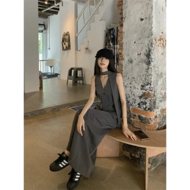 2.025 Tính Khí Retro Bộ Đồ Không Tay Nữ Màu Xám - Áo Vest và Chia Váy Cao Cấp Hai Mảnh Cho Mùa Hè
