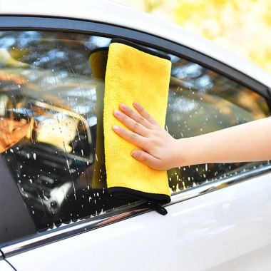 3 khăn rửa xe microfiber dày mềm, hút nước, sấy nhanh, chăm sóc ô tô – giảm 18% 3