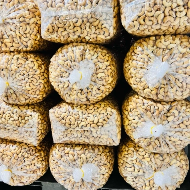 5 hũ 200g Hạt điều rang muối Bình Phước Vinaca - Hạt cồ to, giảm giá 270k