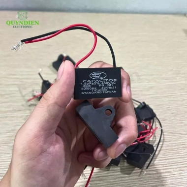 5 Tụ Quạt 450V Tụ Điện Khởi Động Dùng Sửa Chữa Thay Thế Quạt Máy Bơm và Điều Hòa Linh Kiện Quỳnh Diễn 54.096 VND 9 5 Tụ Quạt 450V Tụ Điện Khởi Động Dùng Sửa Chữa Thay Thế Quạt Máy Bơm và Điều Hòa Linh Kiện Quỳnh Diễn 54.096 VND 9