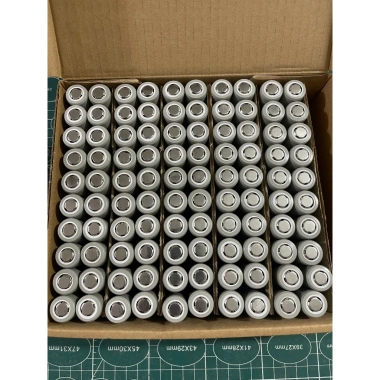 5 viên Pin sạc 18.650 3.7V 2.000-2.500mAh đầu bằng/lồi - Dùng cho quạt, đèn pin, sạc dự phòng, chỉ 29.000₫ 3