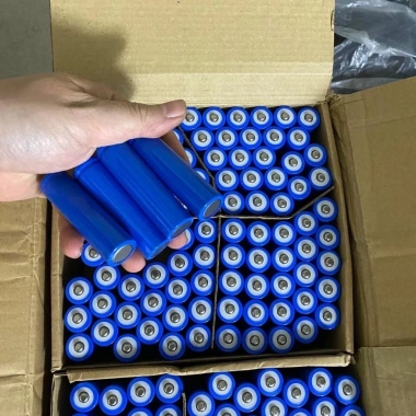 5 viên Pin sạc 18.650 3.7V 2.000-2.500mAh đầu bằng/lồi - Dùng cho quạt, đèn pin, sạc dự phòng, chỉ 29.000₫ 8