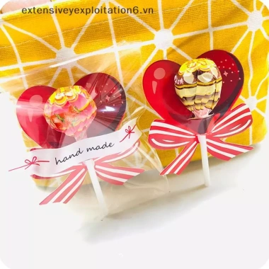 50 Thẻ Trang Trí Nơ Trái Tim Đỏ Lollipop - Đồ Dùng Tiệc Lễ Tình Nhân, Sinh Nhật, Quà Tặng 50.544 VND 2 50 Thẻ Trang Trí Nơ Trái Tim Đỏ Lollipop - Đồ Dùng Tiệc Lễ Tình Nhân, Sinh Nhật, Quà Tặng 50.544 VND 2