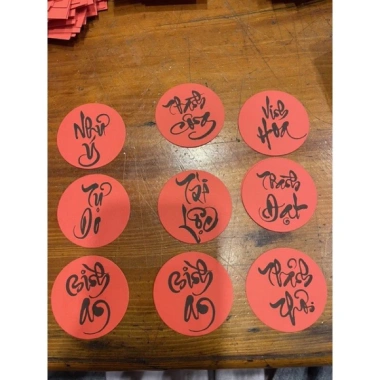 50 Thẻ Tròn Trang Trí Tết - Dán Hộp, Bỏ Phong Bao Lì Xì, Giá Ưu Đãi 30.000đ 2 50 Thẻ Tròn Trang Trí Tết - Dán Hộp, Bỏ Phong Bao Lì Xì, Giá Ưu Đãi 30.000đ 2