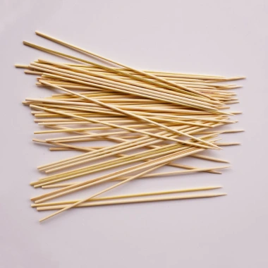 50 Xiên Que Đầu Nhọn 20cm Dùng Cắm Hoa Giấy, Hoa Sáp, Xiên Thịt Nướng - 20.000₫ 2 50 Xiên Que Đầu Nhọn 20cm Dùng Cắm Hoa Giấy, Hoa Sáp, Xiên Thịt Nướng - 20.000₫ 2