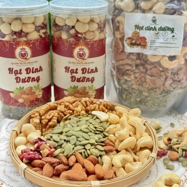 500g Hạt dinh dưỡng mix 6 loại ngũ cốc: óc chó đỏ, óc chó vàng, hạnh nhân, hạt điều, bí xanh, nho khô - Giá 139.000 VND