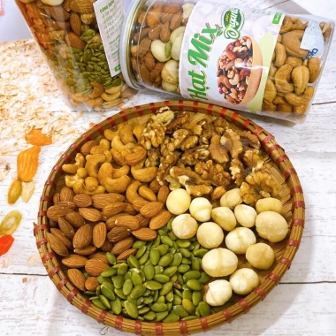 500g Hạt mix 5 loại: hạnh nhân, macca, óc chó, hạt điều, bí - Giảm còn 160k 3