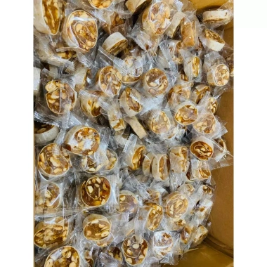 500gr Kẹo Khóm Đậu Phộng Tân Phước - Mứt Thơm Ngon, Giá Ưu Đãi 70.000₫ 3 500gr Kẹo Khóm Đậu Phộng Tân Phước - Mứt Thơm Ngon, Giá Ưu Đãi 70.000₫ 3