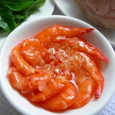 7 hũ tôm chua Bà Duệ 2,4kg - Hương vị truyền thống, giá chỉ 185.000 VND, giảm mạnh