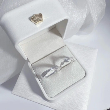 7 mẫu nhẫn đôi bạc CHY SILVER fullbox - Đá bạc thật, chỉ 500k (giá gốc 620k) 4 7 mẫu nhẫn đôi bạc CHY SILVER fullbox - Đá bạc thật, chỉ 500k (giá gốc 620k) 4