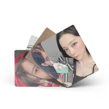 Aespa Winter Laser Card 50 Tấm Thẻ Ảnh KPOP LOMO - Hình Nhóm Nhạc 57.200₫