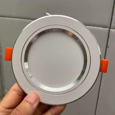 Âm Trần Viền Vàng Viền Bạc 7W 3 Màu LED Đèn Trang Trí Phòng Khách Giá Chỉ 40.000đ