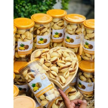 Ăn vặt Bánh sò khóm Thái Lan 320gr - Vỏ giòn, chua ngọt, giảm giá 22% chỉ 97.200₫