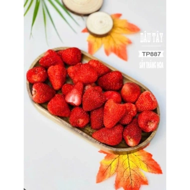 Ăn Vặt Healthy Dâu Tây Sấy 100gr - Giòn Tan, Loại 1, Trái Siêu To, Giá 85.500₫