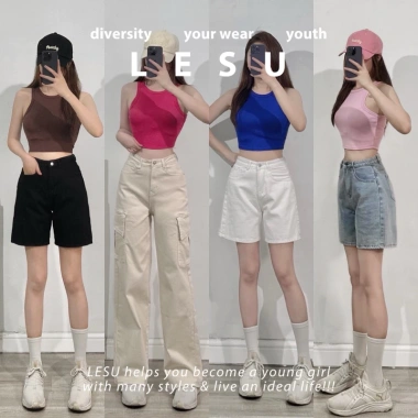 Ảnh Tự Chụp Croptop 3 Lỗ Thun Trơn – Kiểu Dáng Nữ Thời Trang, Giá Ưu Đãi 109.000₫
