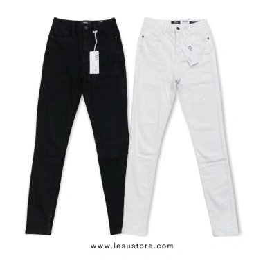 Ảnh Tự Chụp Quần Jeans Skinny Đen Trắng Trơn 88cm - Giá Ưu Đãi 266.000đ