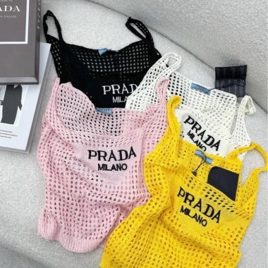 Áo 3 lỗ Pradaaaa Quảng Châu xinh – Giá 109.000đ, phong cách trẻ trung thời trang