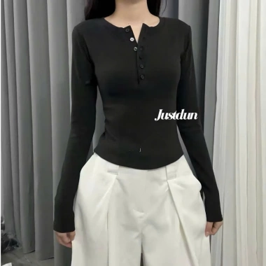 Áo Babytee Dài Tay Cổ Cúc Nữ Form Ôm Xinh Phong Cách Hàn Quốc Vải Mềm Mịn 51.940₫