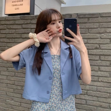 Áo Blazer Croptop Nữ Dáng Ngắn Mùa Hè 2 Khuy Chất Tuyết Mưa Cao Cấp Hàn Quốc Giá 169k 9 Áo Blazer Croptop Nữ Dáng Ngắn Mùa Hè 2 Khuy Chất Tuyết Mưa Cao Cấp Hàn Quốc Giá 169k 9