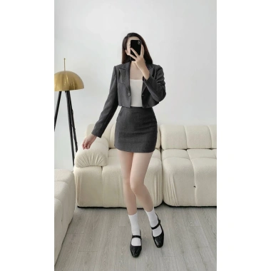 Áo Blazer Croptop Nữ Dáng Ngắn Tanki, Chất Liệu Dày Dặn Giá 315k - Giảm Sốc