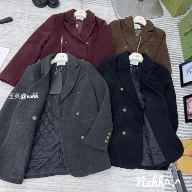 Áo blazer dạ cúc đồng trần trám bên trong kèm belt - Giá chỉ 850.000đ, giảm 15% 4