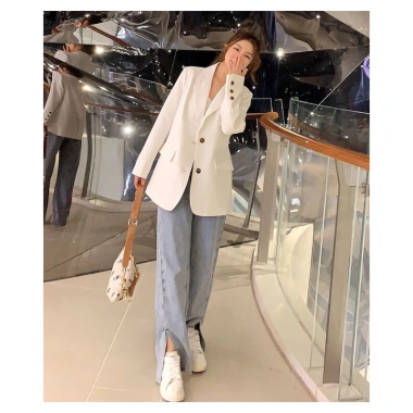 Áo blazer dài phong cách Hàn Quốc thêu logo ngực, áo vest thời thượng - Giá chỉ 349.000đ 3 Áo blazer dài phong cách Hàn Quốc thêu logo ngực, áo vest thời thượng - Giá chỉ 349.000đ 3
