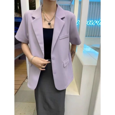 Áo blazer HANAA cộc tay nắp túi dáng suông 1 lớp xẻ sau – Giá chỉ 219.000₫