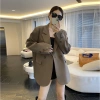 Áo blazer nâu cao cấp phom rộng 2 lớp, đệm vai thoải mái - Giá chỉ 235.000 VND (giá gốc 300.800 VND) 2