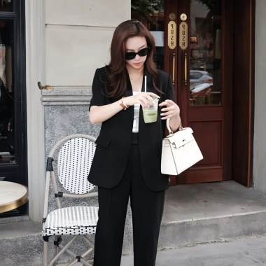 Áo blazer ngắn tay NhunFashion N144 Vest nữ tay lỡ cổ nhọn không nút 2 lớp đệm vai form đứng giảm còn 295k