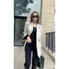 Áo Blazer Nữ Cổ Ve Dáng Rộng Màu Xám Có Lót Trong - Giảm Giá Đến 850k 6