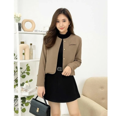 Áo blazer nữ công sở thời trang cá tính, trơn dài tay, khuy đồng, cổ tròn, cởi trước - Nhiều màu, giá 160.818 VND