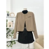 Áo blazer nữ công sở thời trang cá tính, trơn dài tay, khuy đồng, cổ tròn, cởi trước - Nhiều màu, giá 160.818 VND 4