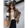 Áo blazer nữ dài tay 2 lớp đệm vai giữ form, thanh lịch mùa thu đông - DELIX STUDIO giảm 20% 5