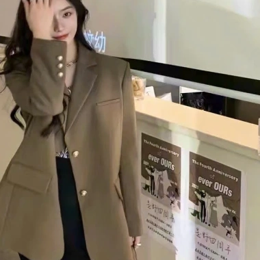 Áo blazer nữ dài tay độn vai công sở – 7 Beautiful K18, giá ưu đãi 340k 2 Áo blazer nữ dài tay độn vai công sở – 7 Beautiful K18, giá ưu đãi 340k 2
