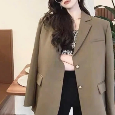 Áo blazer nữ dài tay độn vai công sở – 7 Beautiful K18, giá ưu đãi 340k 4 Áo blazer nữ dài tay độn vai công sở – 7 Beautiful K18, giá ưu đãi 340k 4