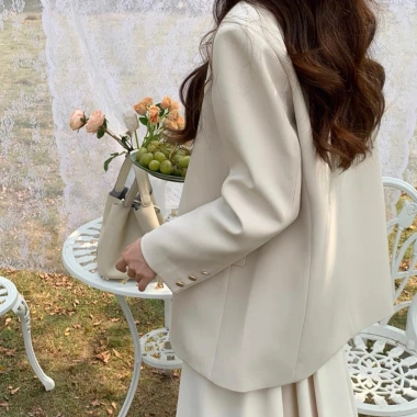Áo blazer nữ dài tay độn vai công sở – 7 Beautiful K18, giá ưu đãi 340k
